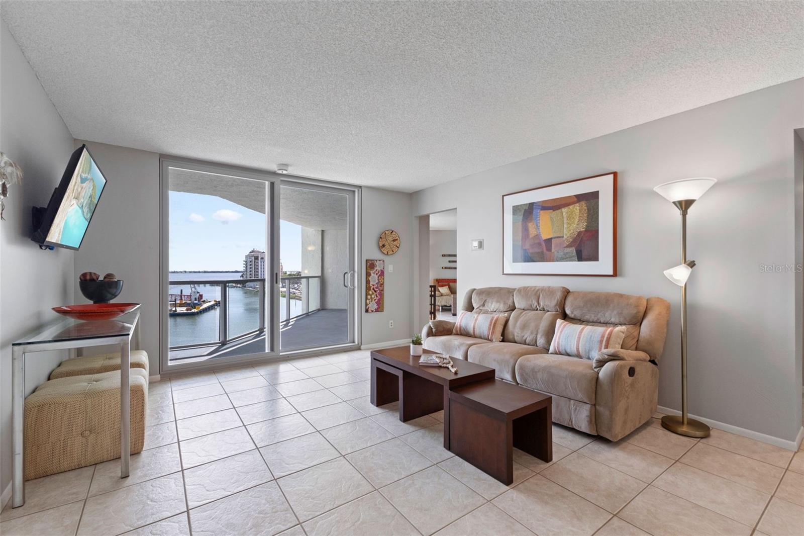 1111 N GULFSTREAM AVE #6B