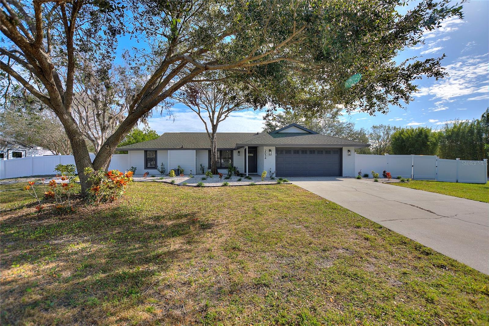 2054 RACIMO DR