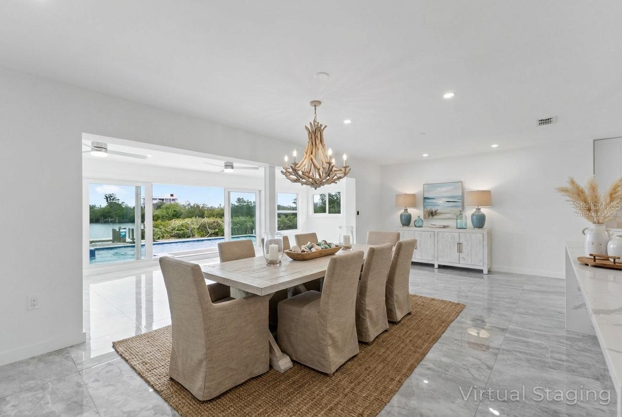 910 BAYSHORE DR