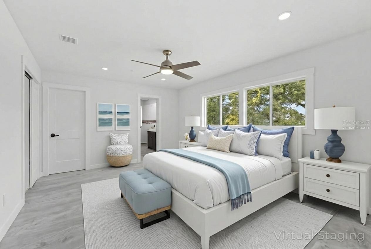 910 BAYSHORE DR