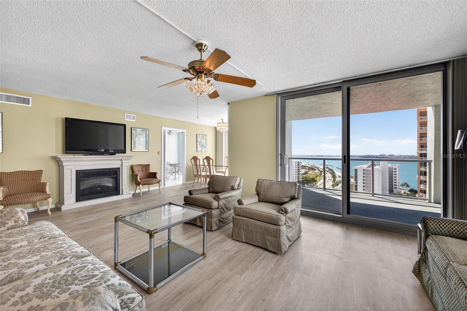 1111 N GULFSTREAM AVE #16D