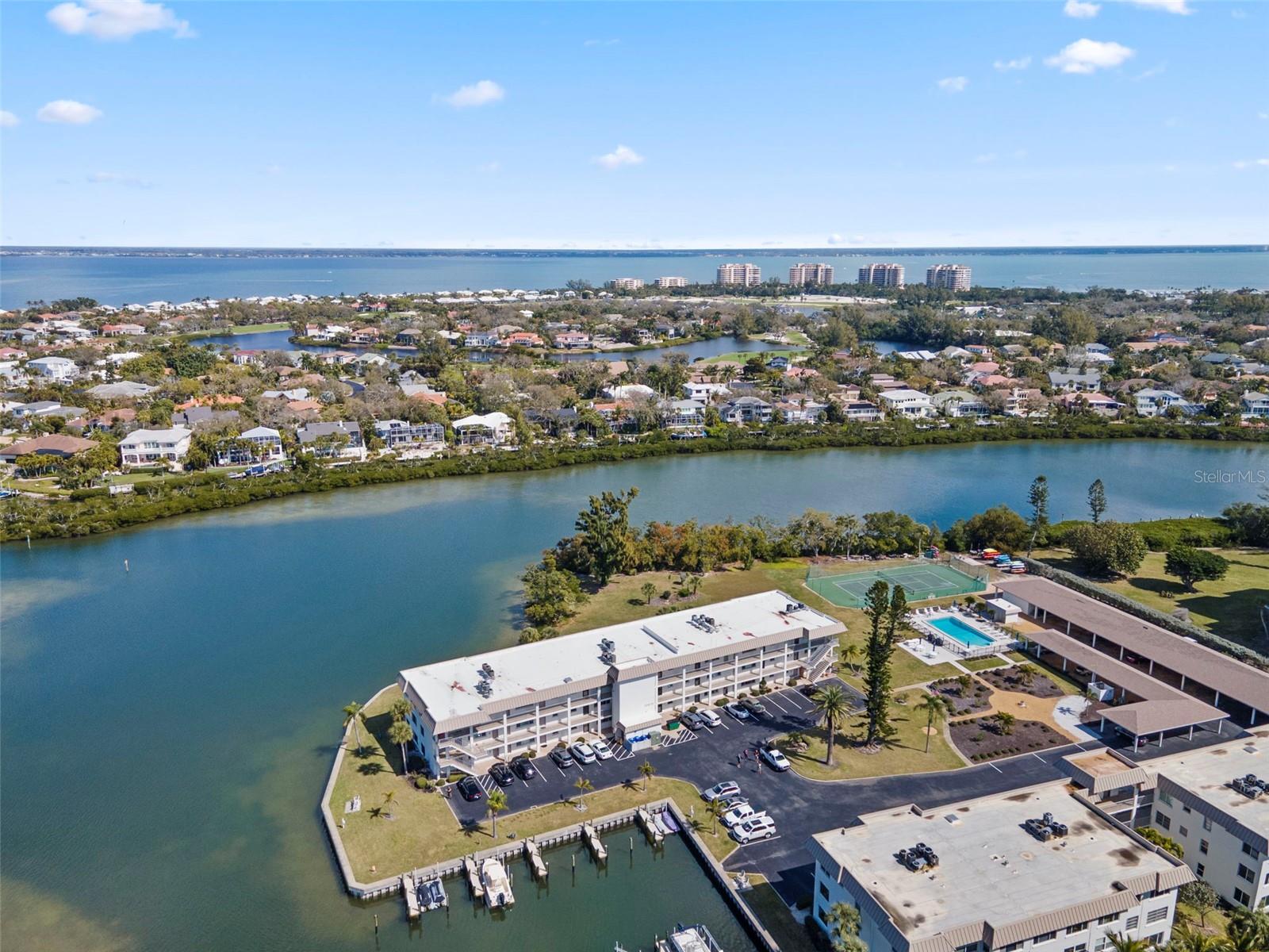 3330 GULF OF MEXICO DR #104D