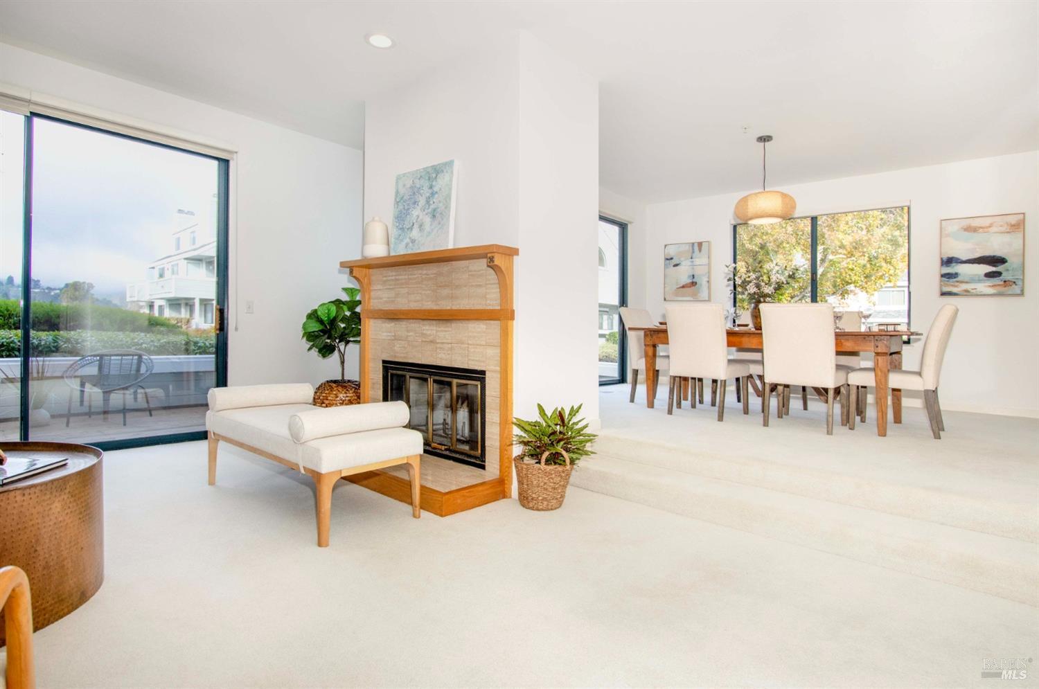 6022 Shelter Bay Ave