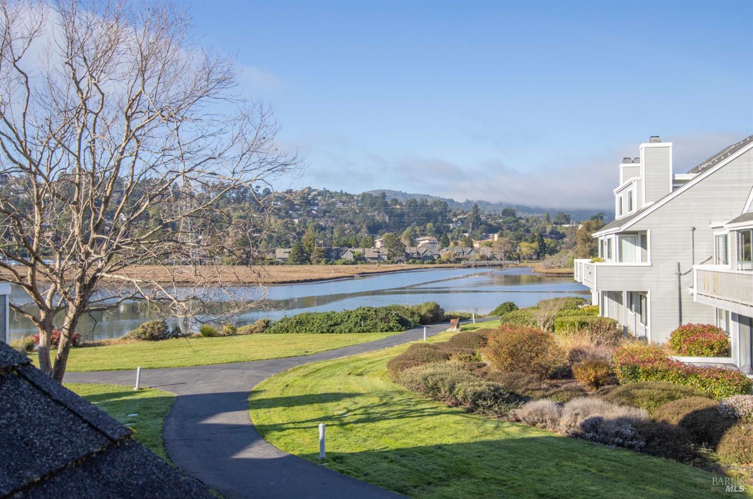 6022 Shelter Bay Ave