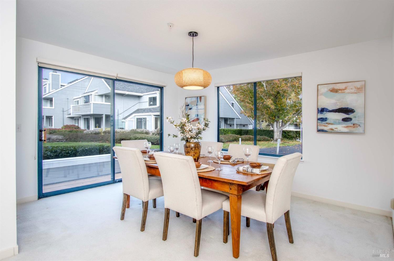 6022 Shelter Bay Ave