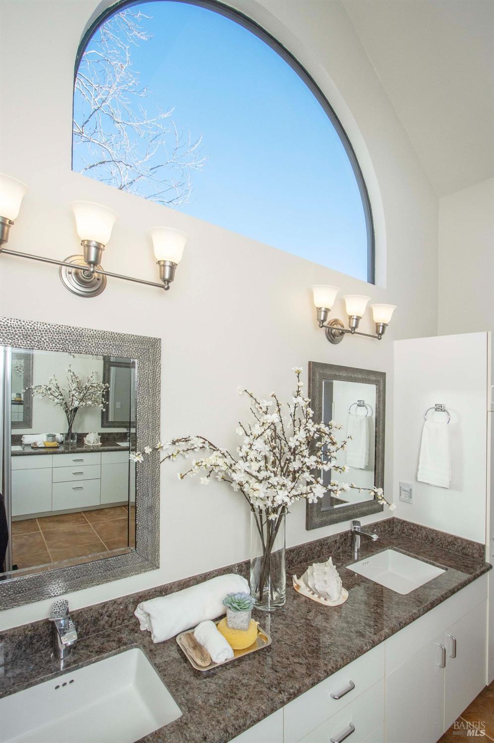 6022 Shelter Bay Ave