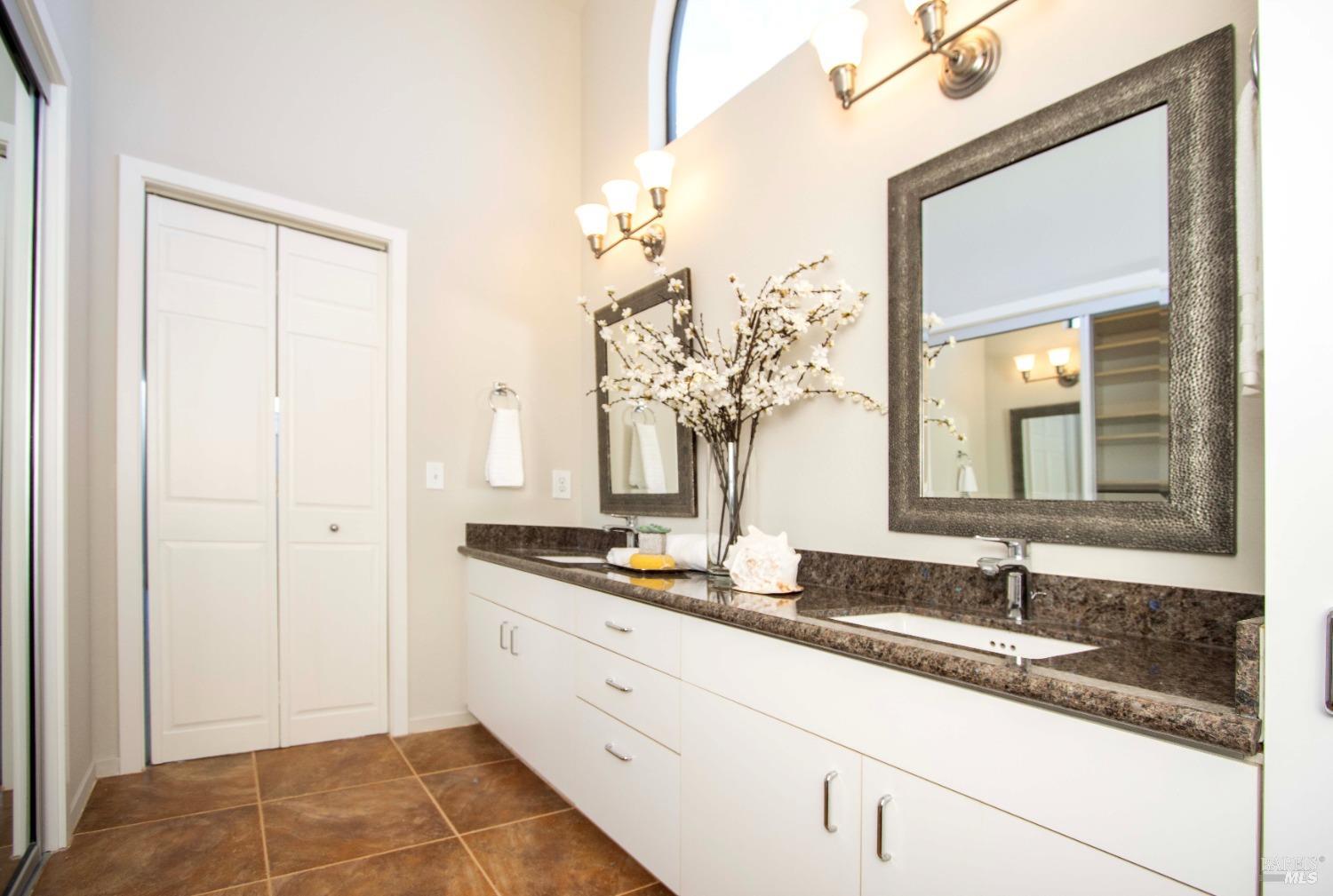 6022 Shelter Bay Ave