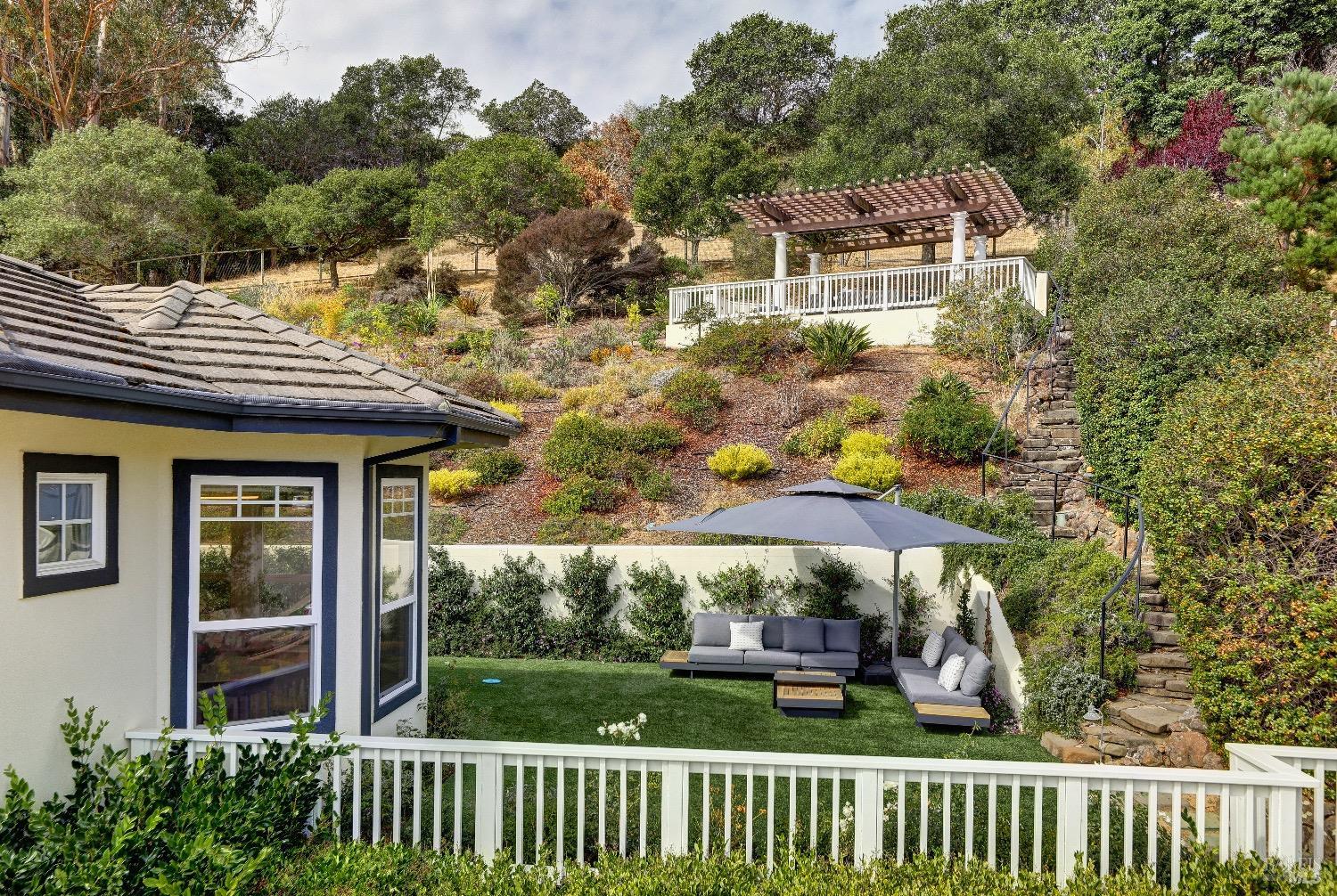 25 Vista Tiburon Dr
