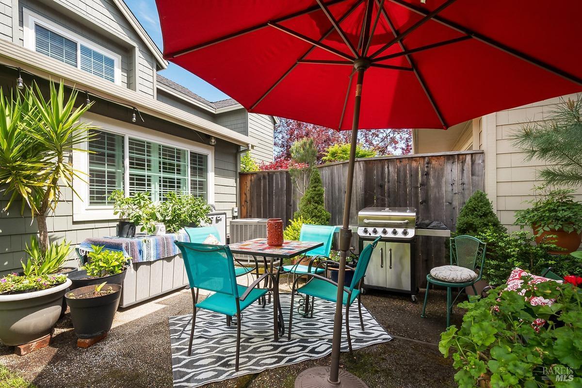 226 Ignacio Valley Cir