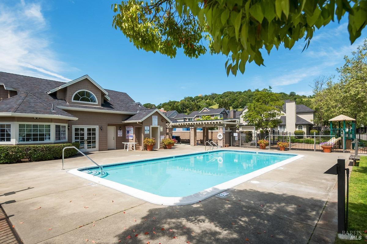 226 Ignacio Valley Cir