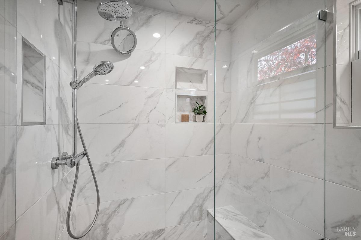 226 Ignacio Valley Cir