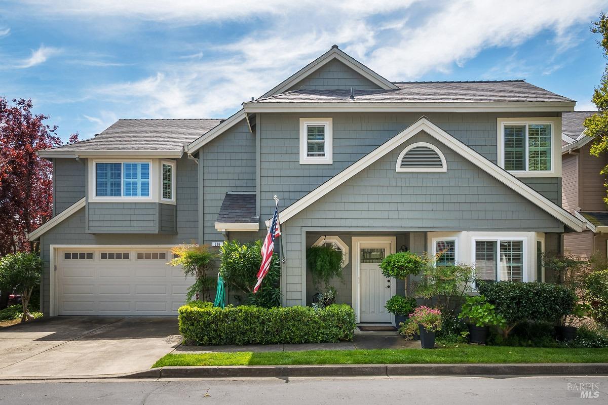 226 Ignacio Valley Cir