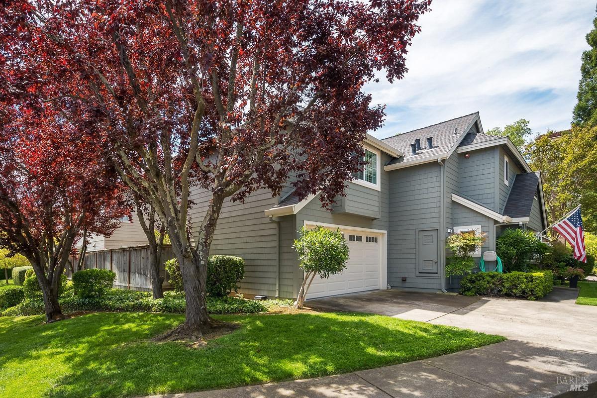 226 Ignacio Valley Cir