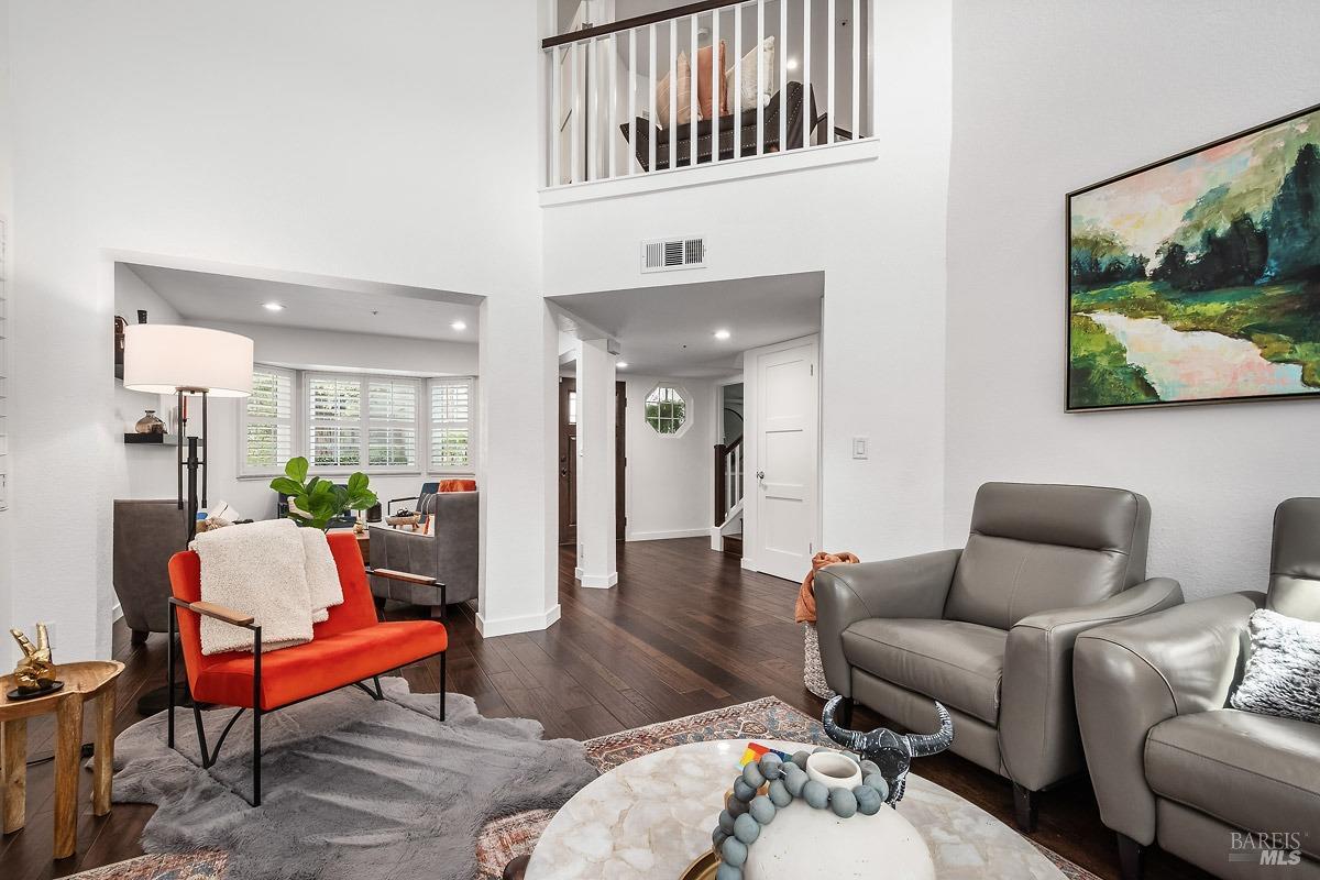 226 Ignacio Valley Cir