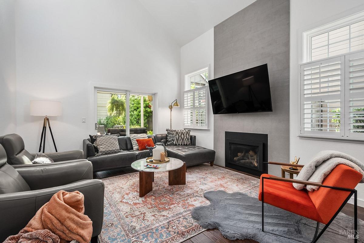 226 Ignacio Valley Cir