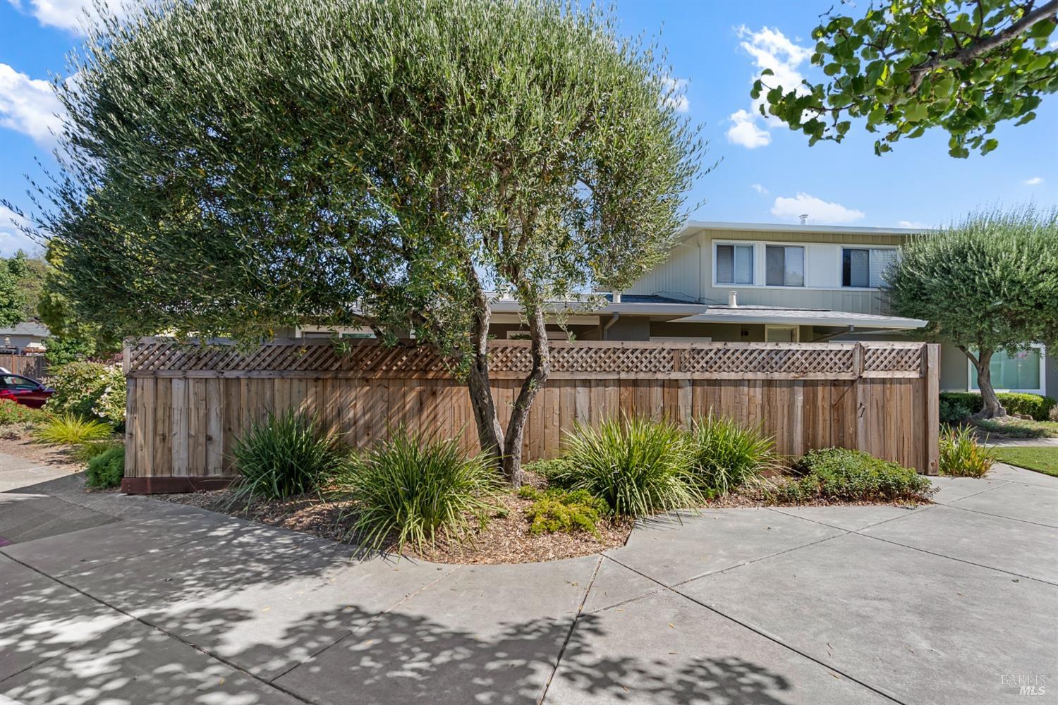 1036 Los Gamos Rd #A