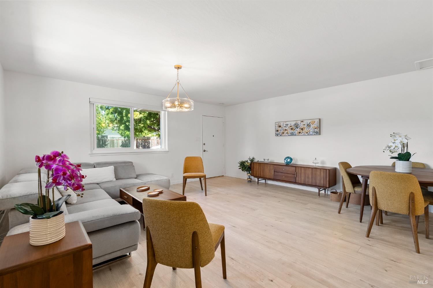 1036 Los Gamos Rd #A