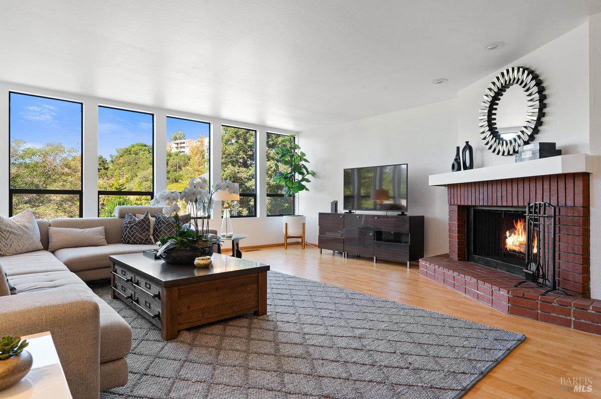 154 Professional Center Parkway