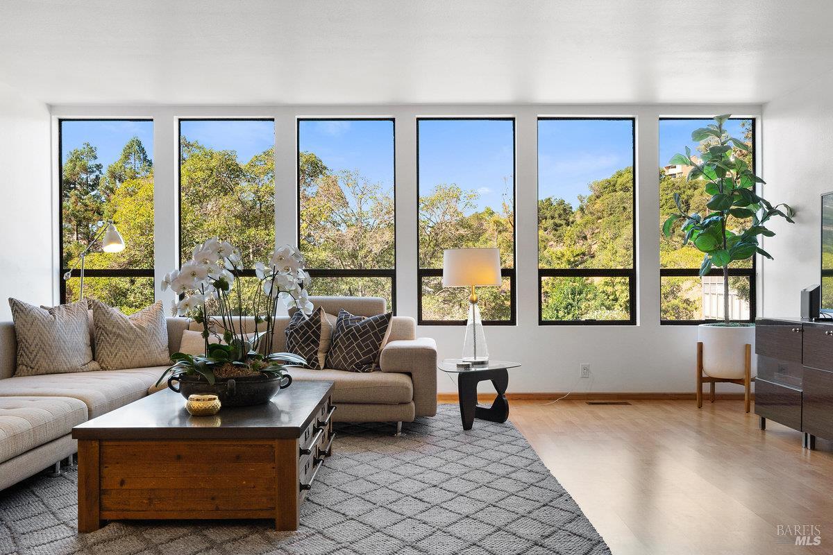 154 Professional Center Parkway