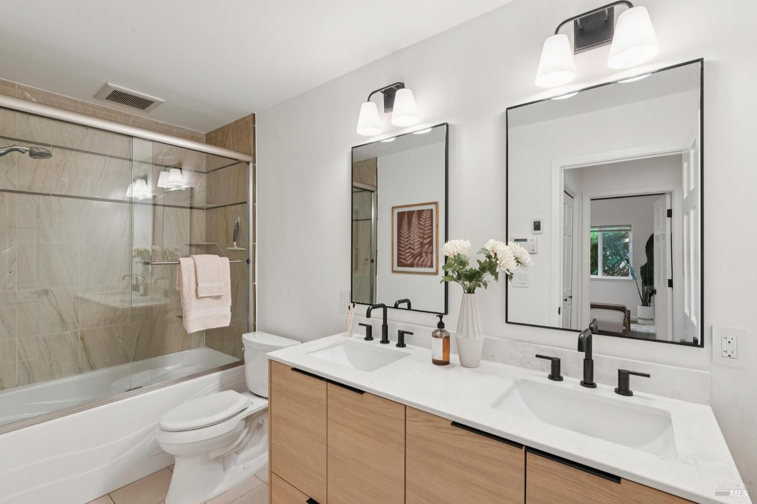 84 Madrone Ave #1