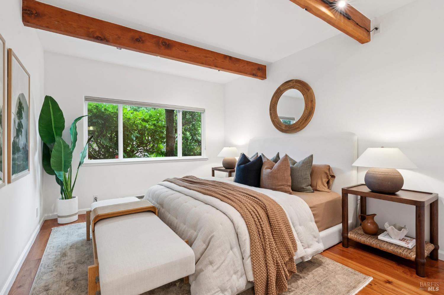 84 Madrone Ave #1