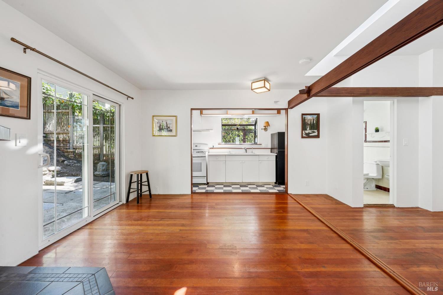 44 Lovell Avenue
