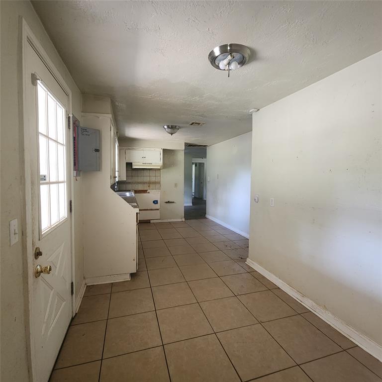 9300 NE 46th Street