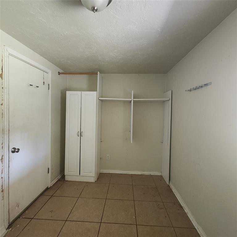 9300 NE 46th Street