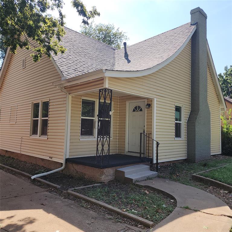1123 W Kansas Avenue