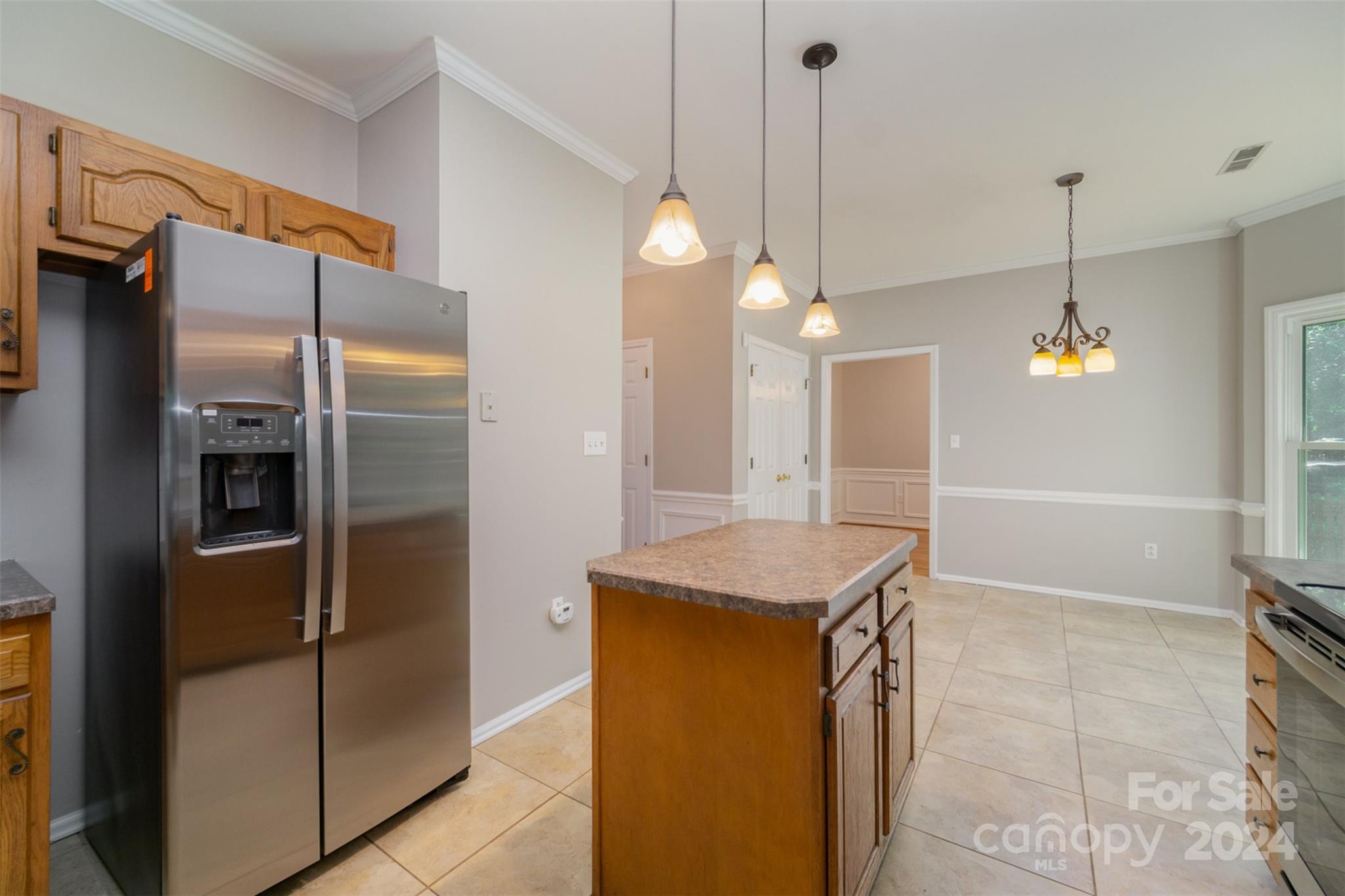 4137 Silvermere Way