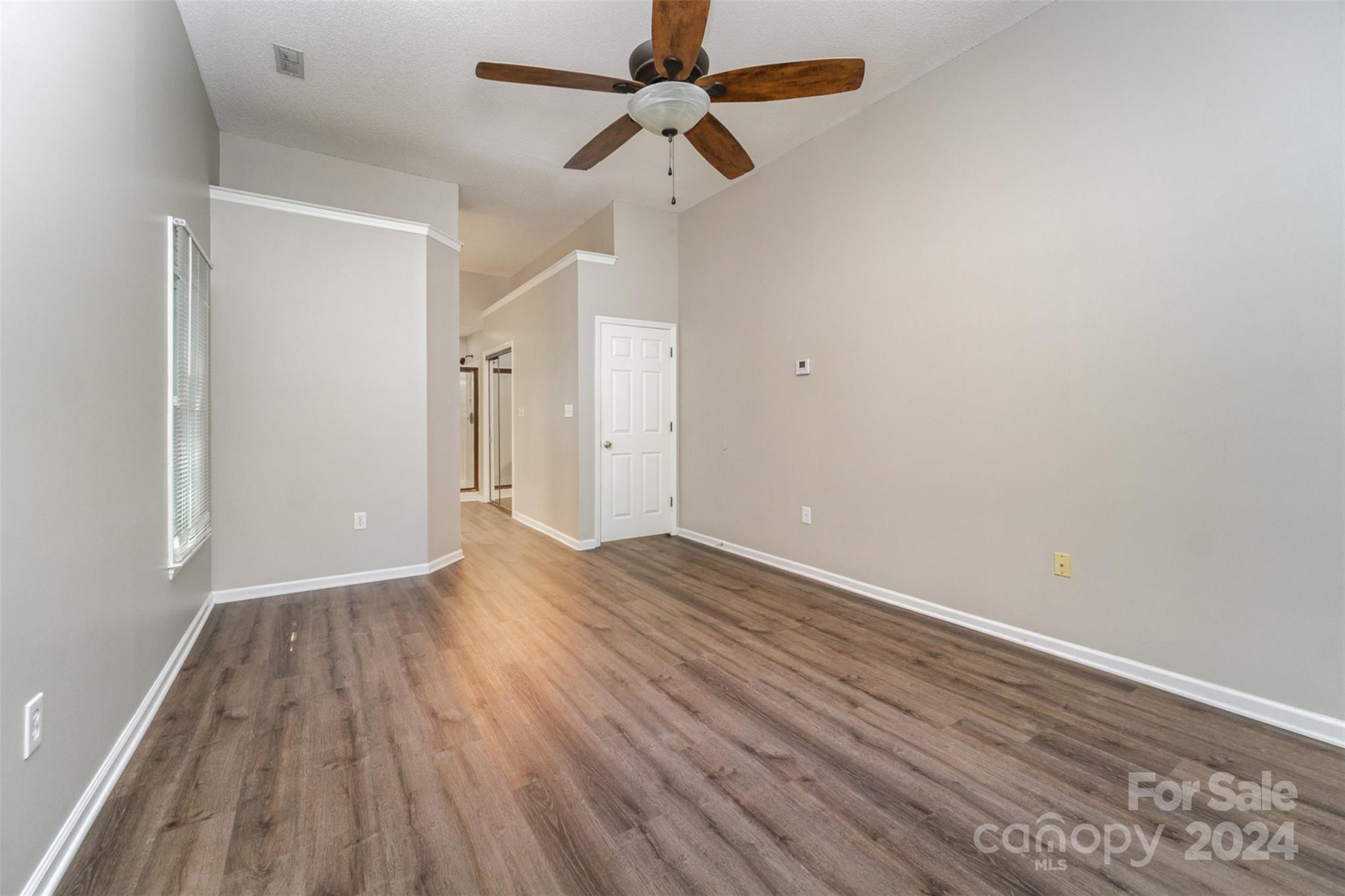 4137 Silvermere Way