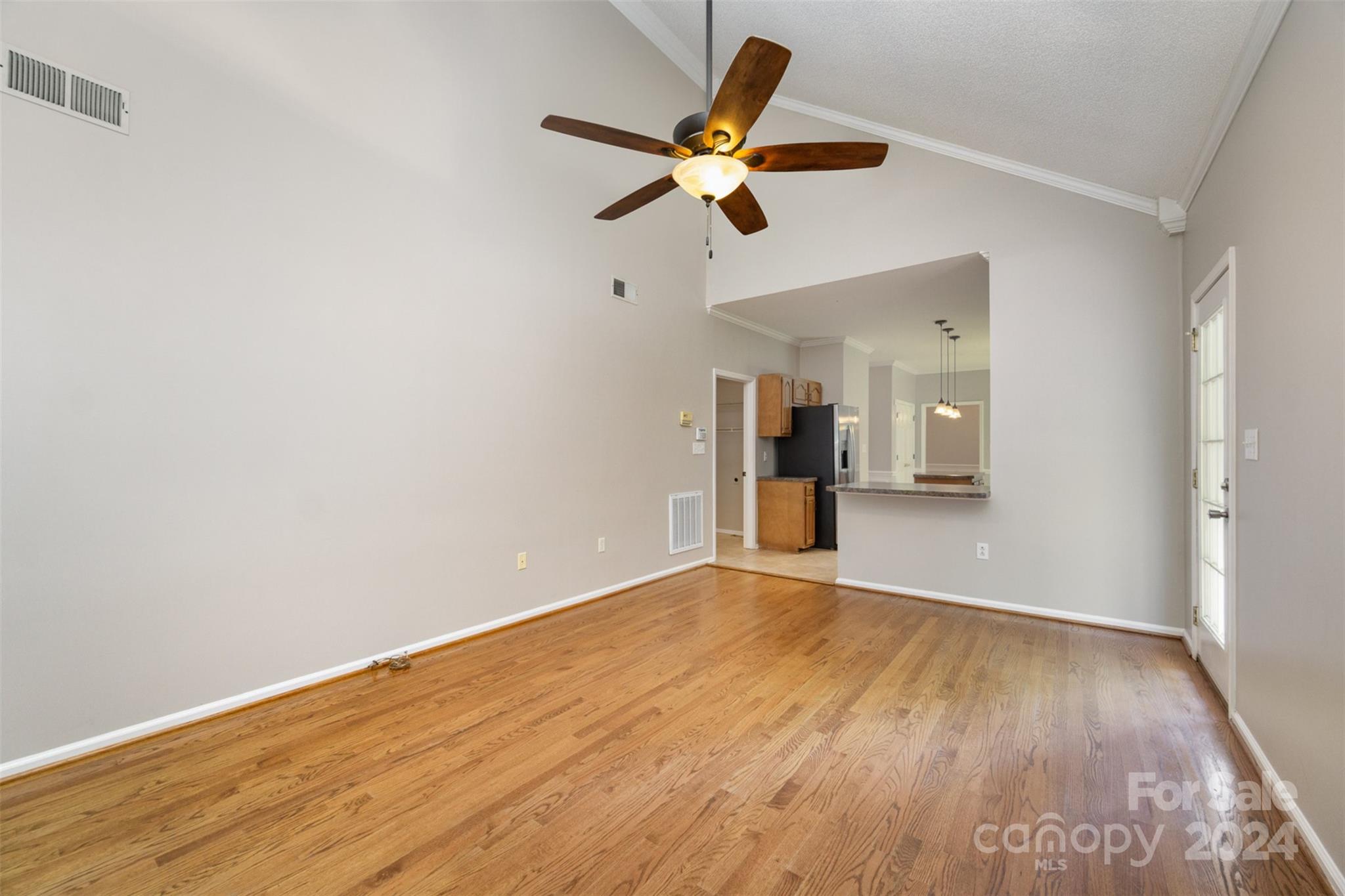 4137 Silvermere Way