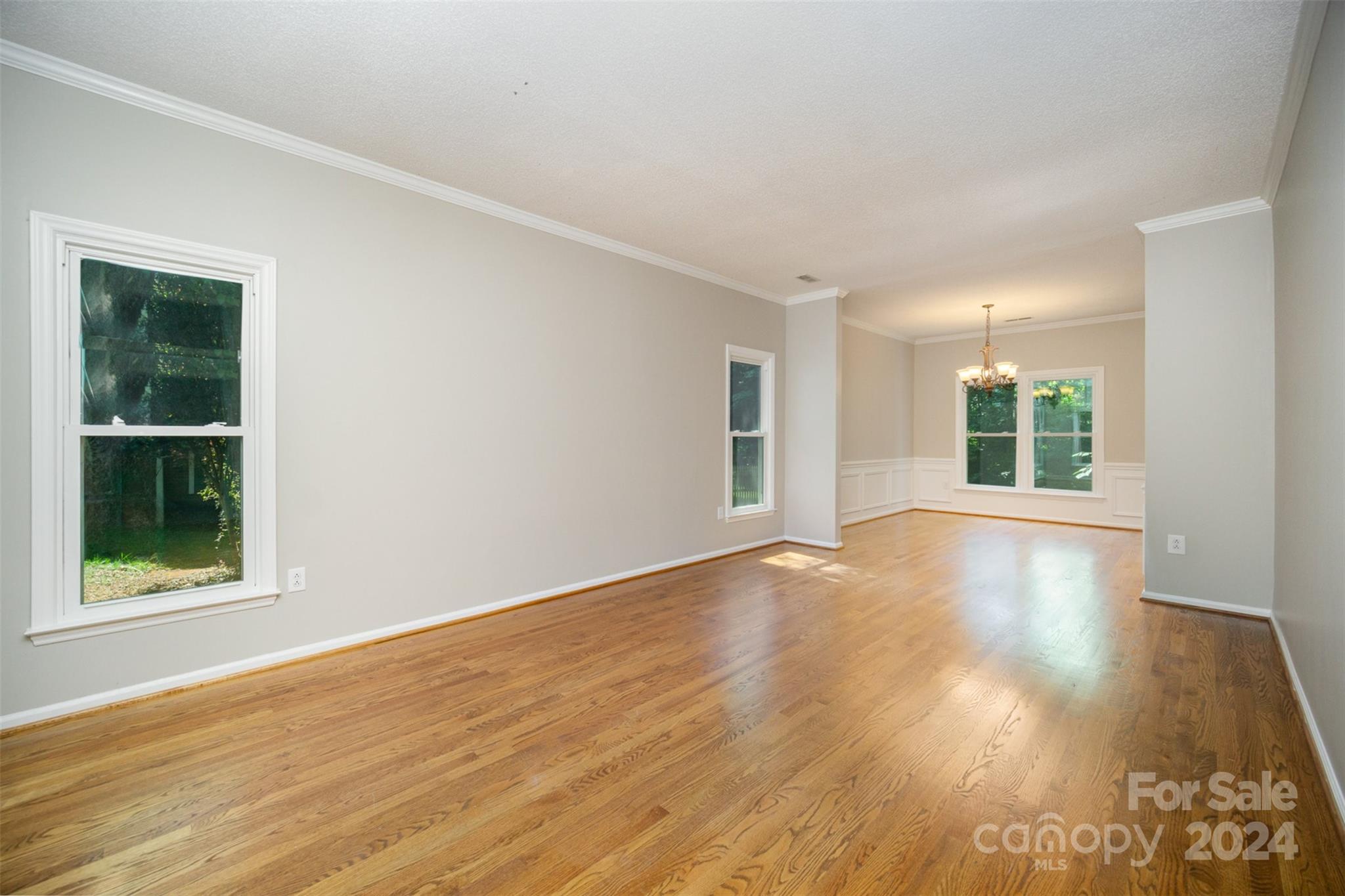 4137 Silvermere Way