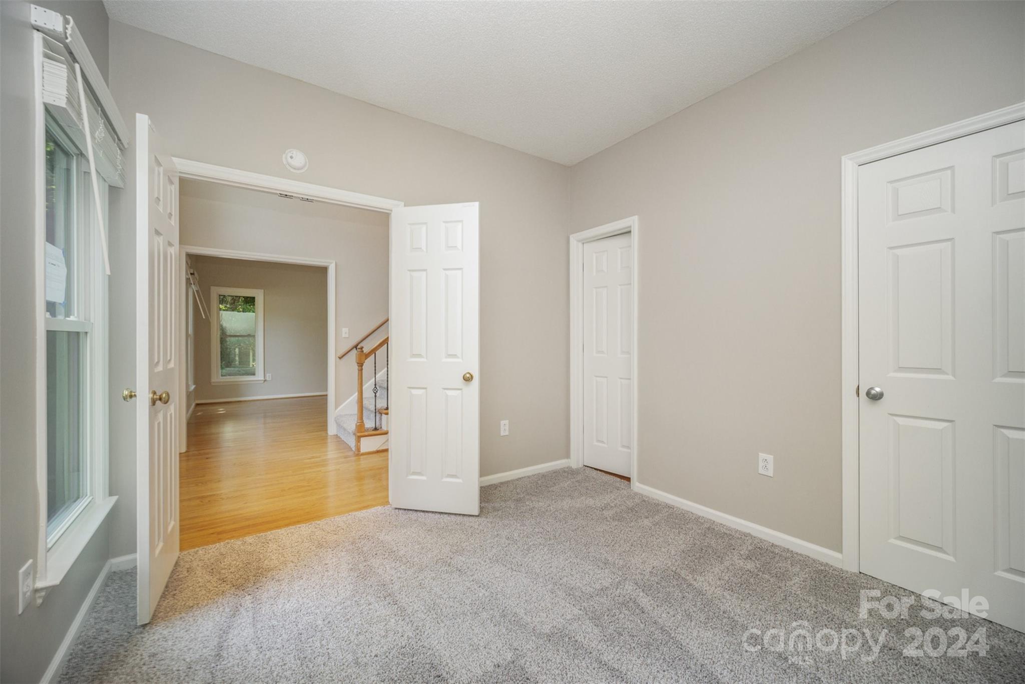 4137 Silvermere Way