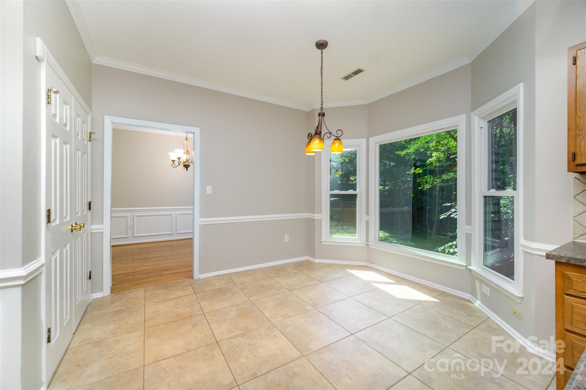 4137 Silvermere Way