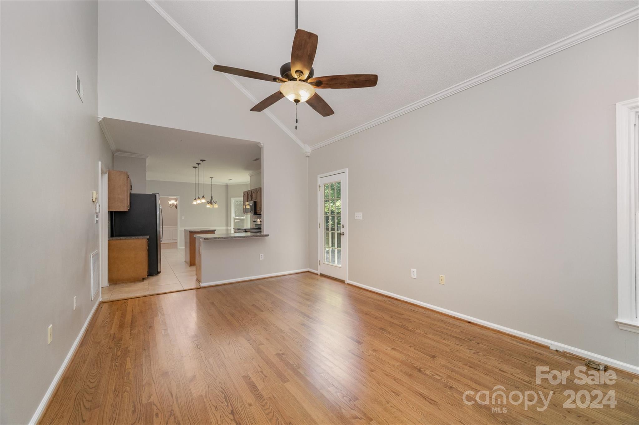 4137 Silvermere Way