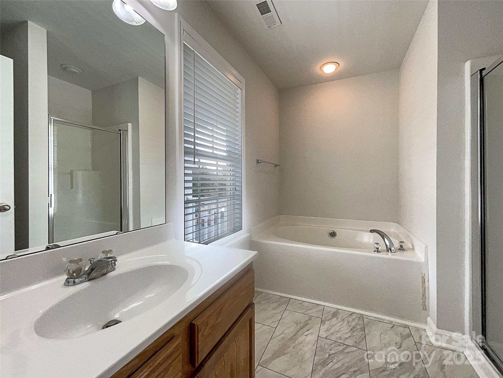3937 Northerly Island Court