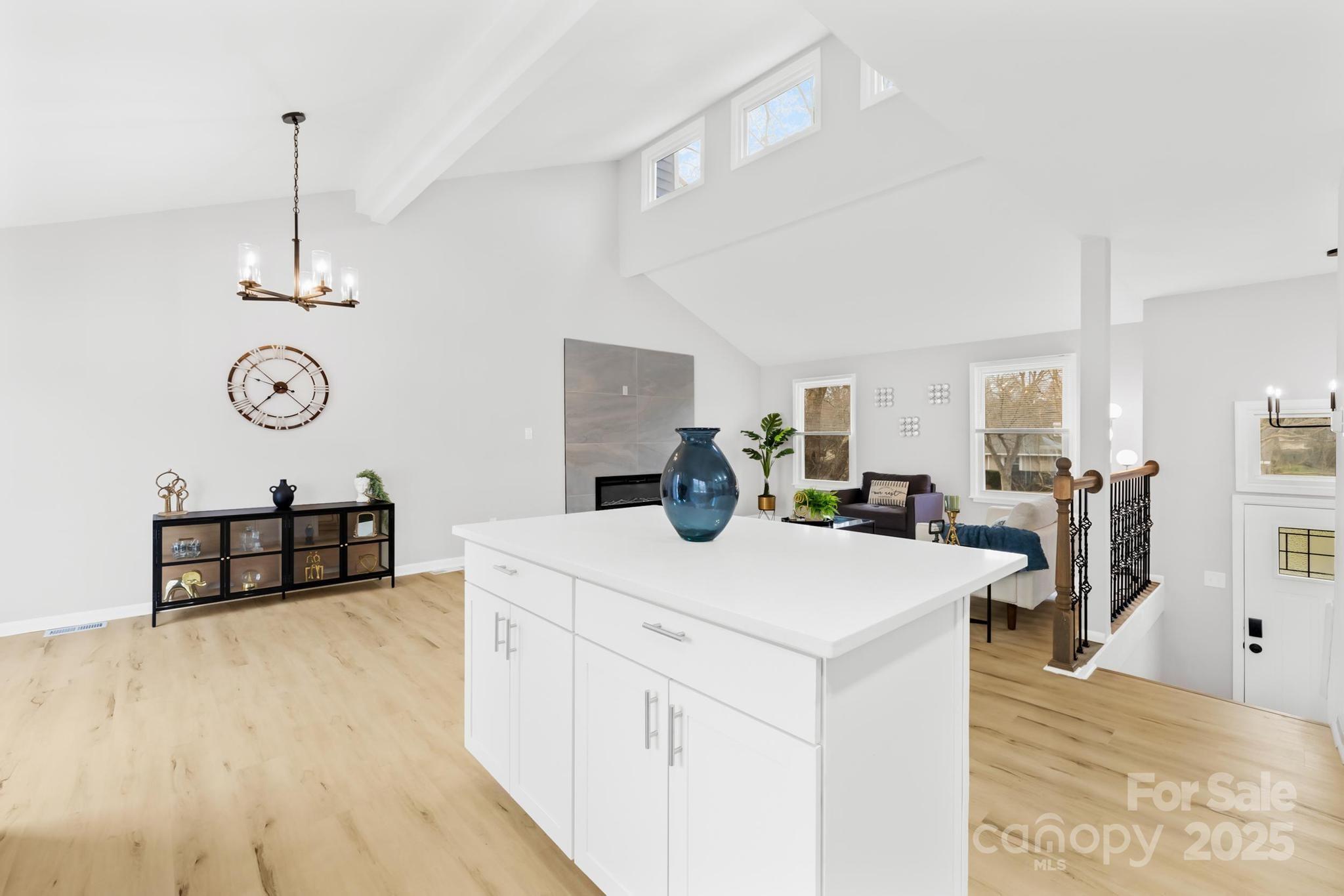 220 King George Lane