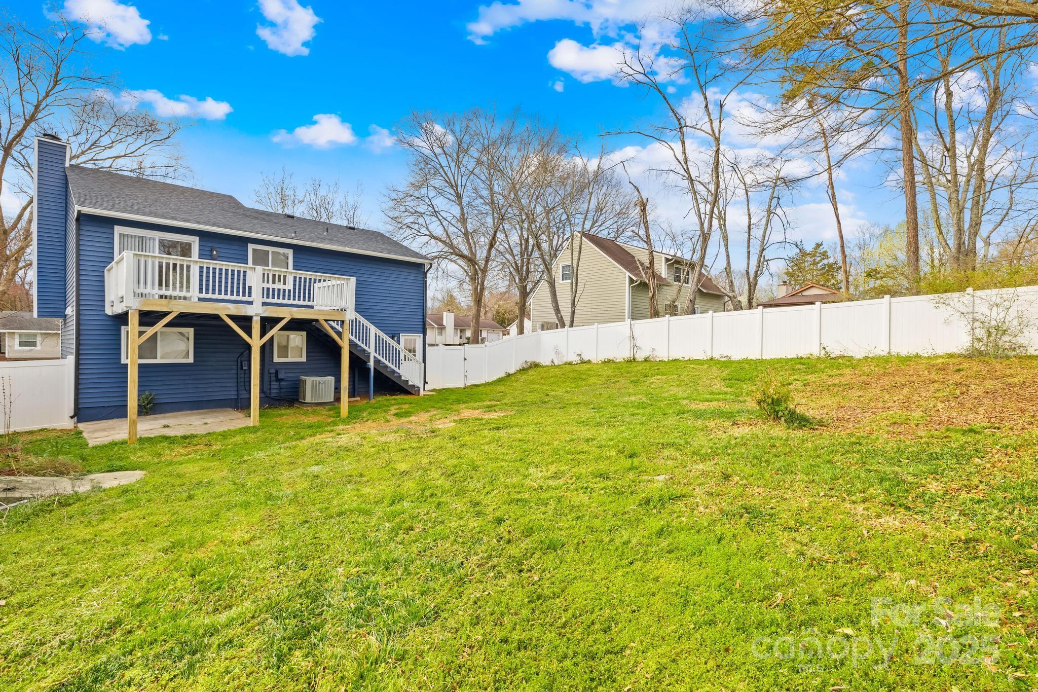 220 King George Lane