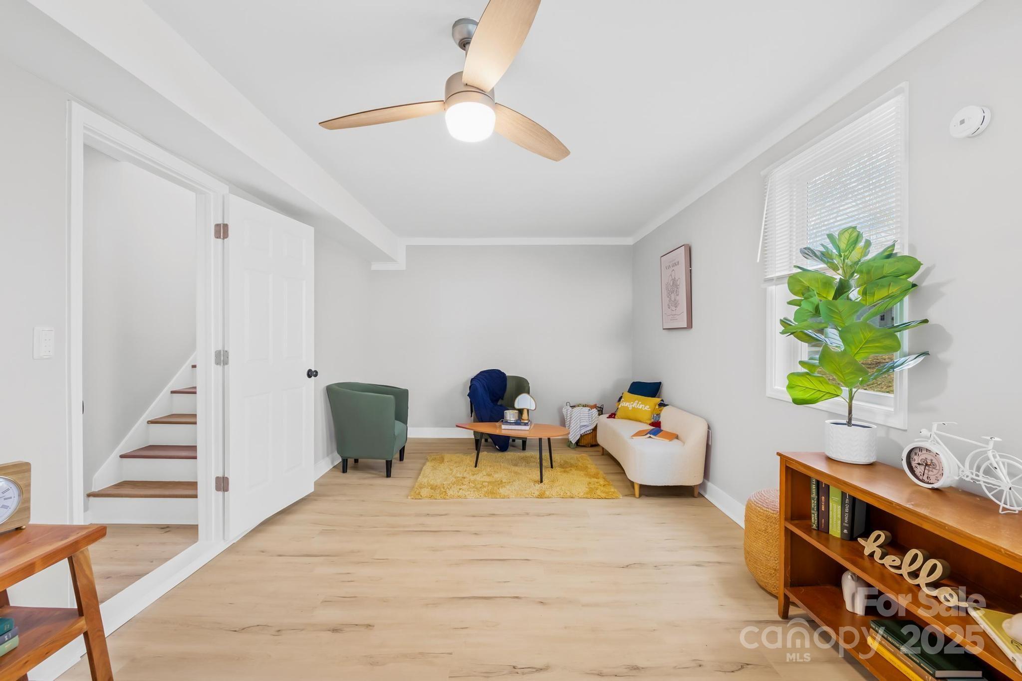 220 King George Lane