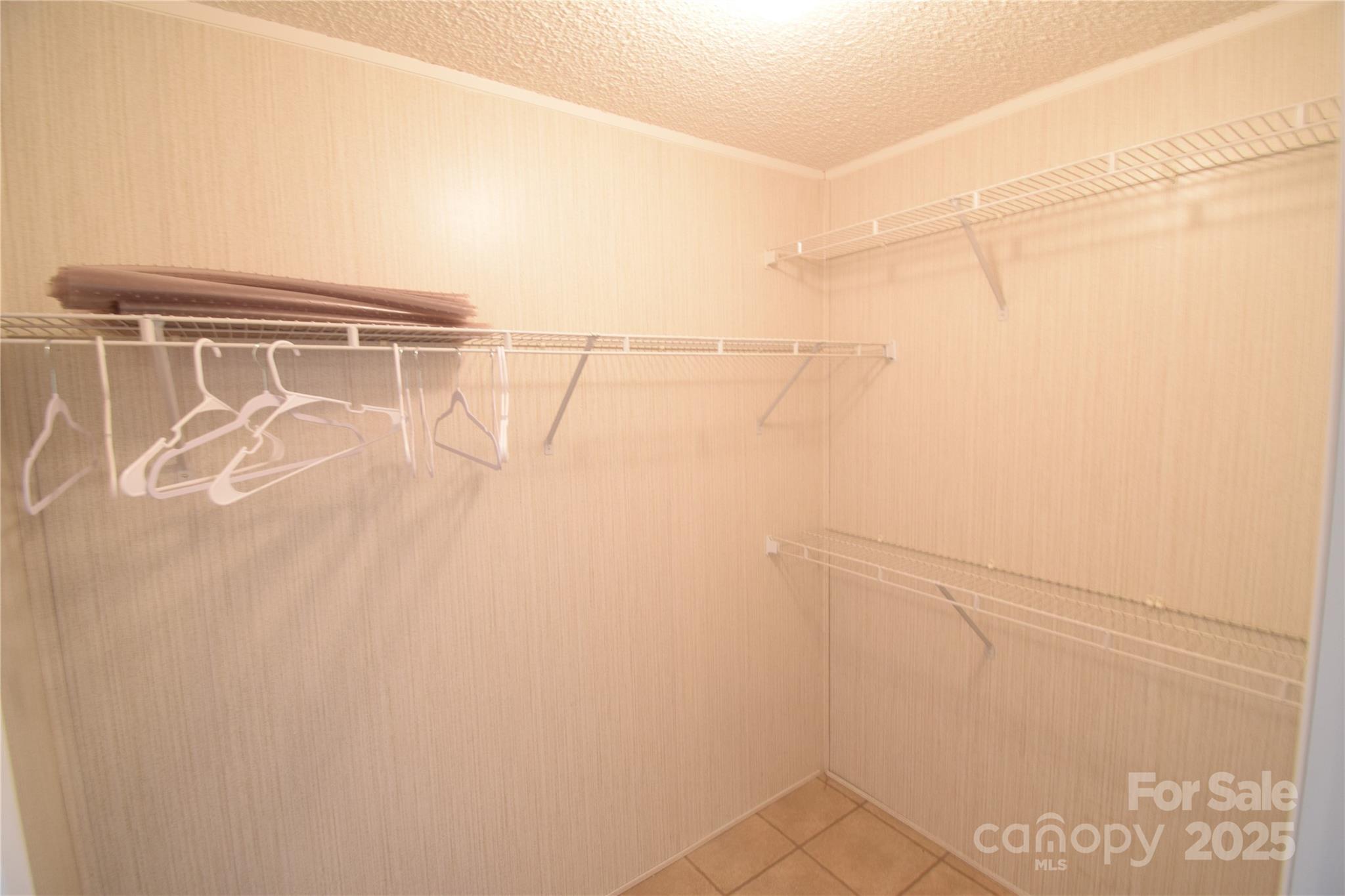 121 Silver Fox Court