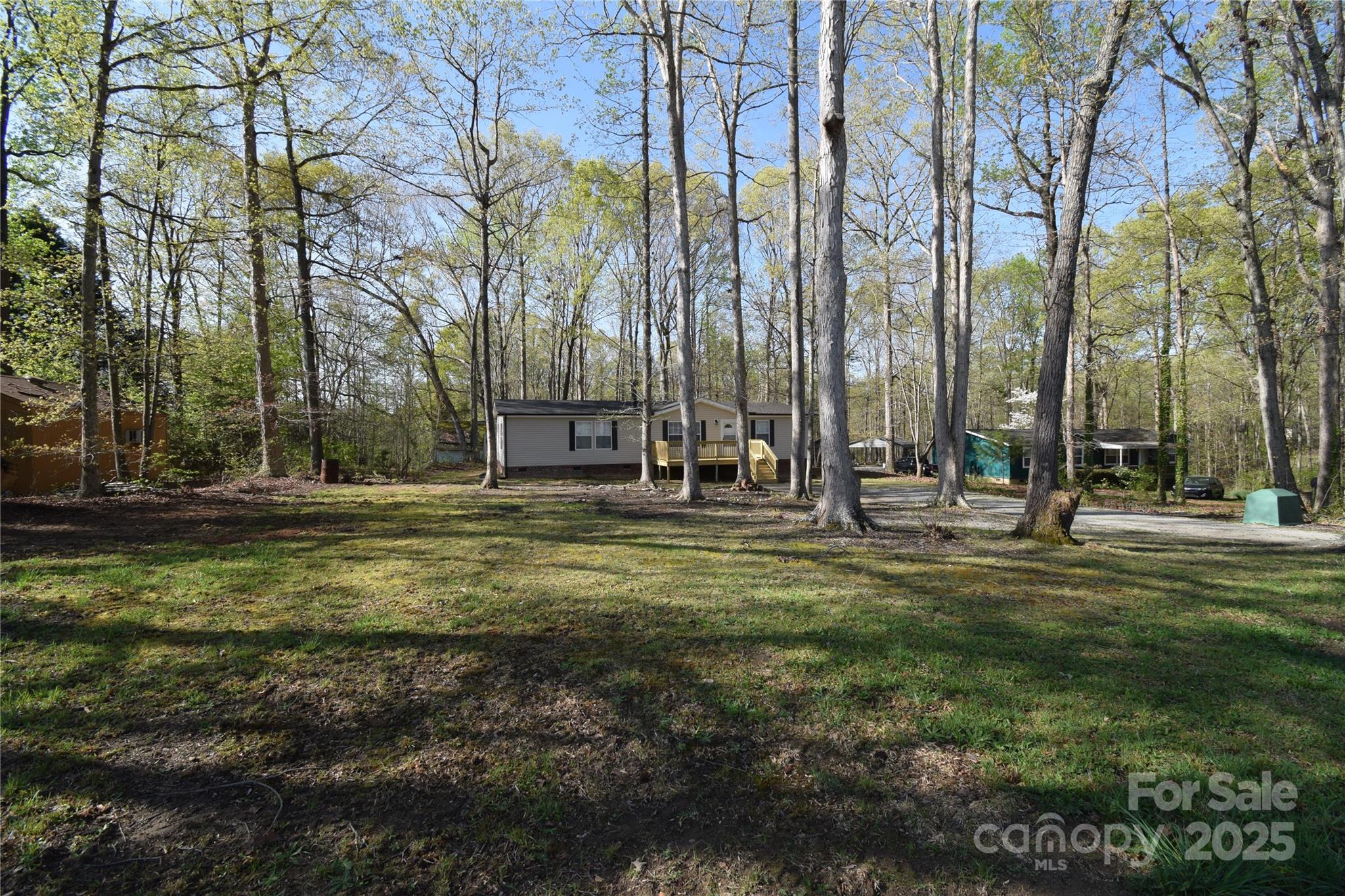 121 Silver Fox Court