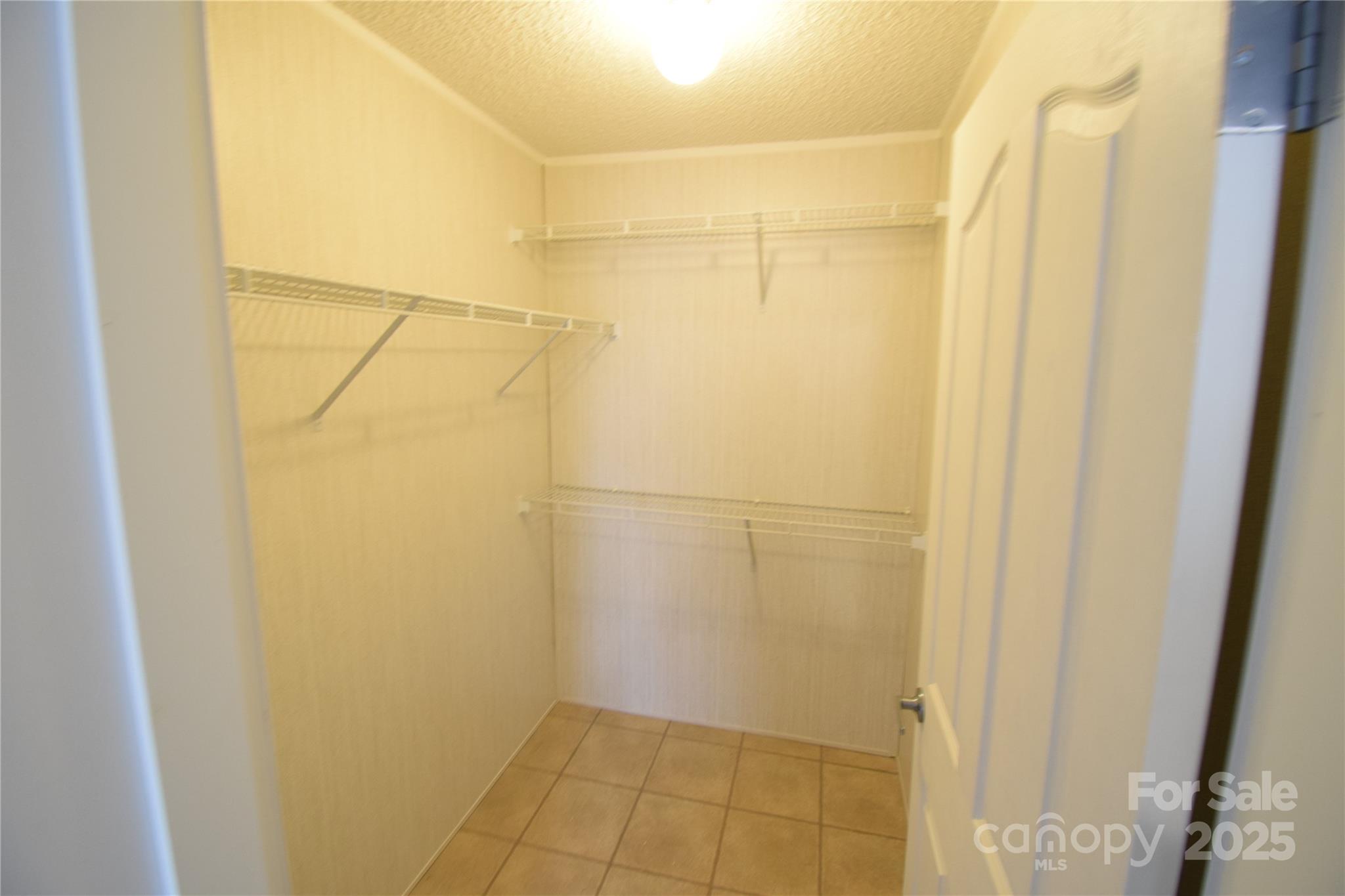 121 Silver Fox Court
