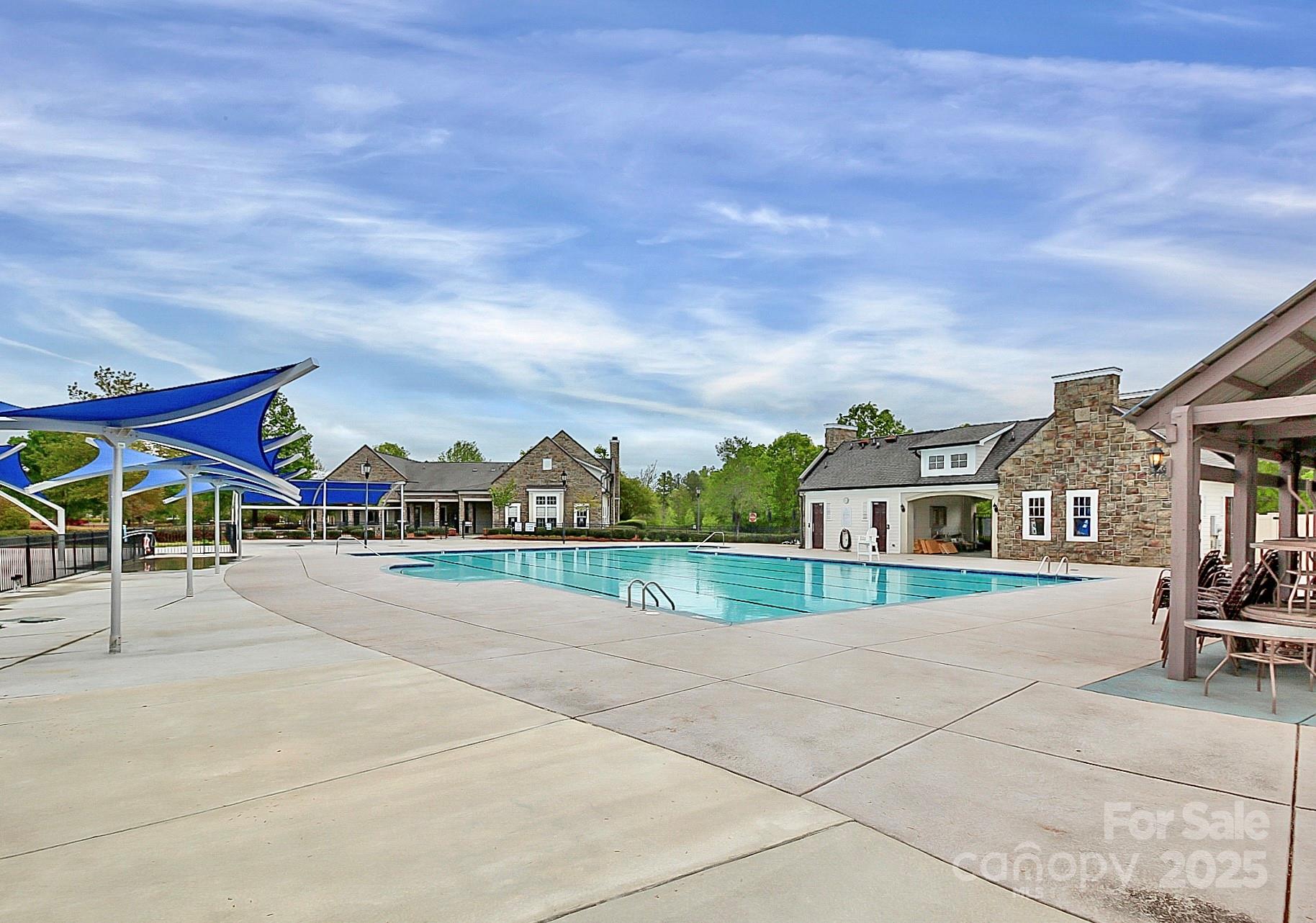 9551 Glenburn Lane