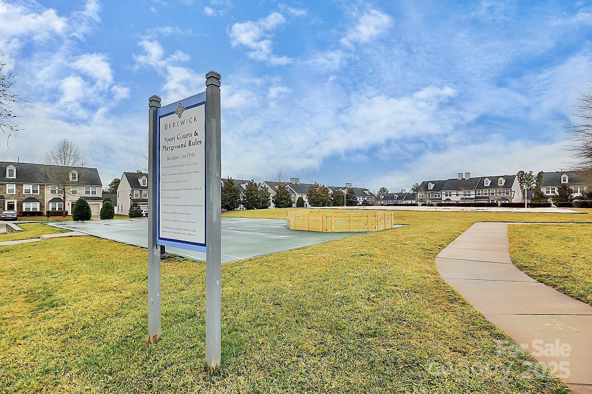 9551 Glenburn Lane