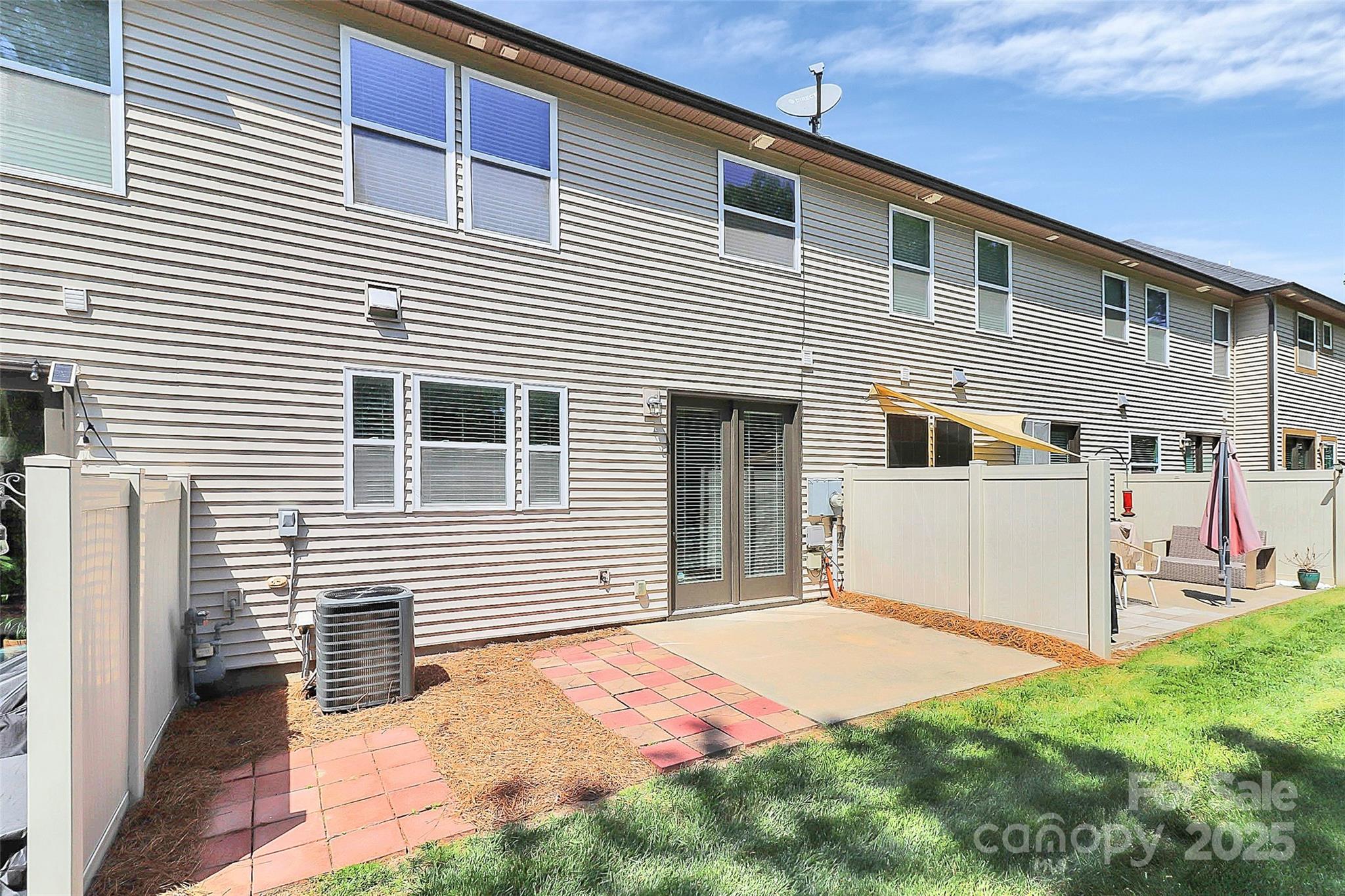 9551 Glenburn Lane