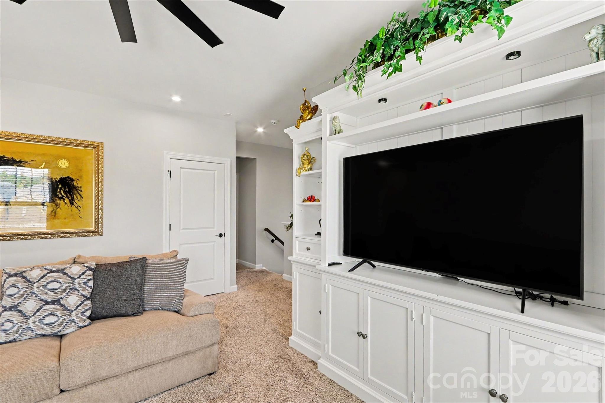 11140 Comiskey Lane