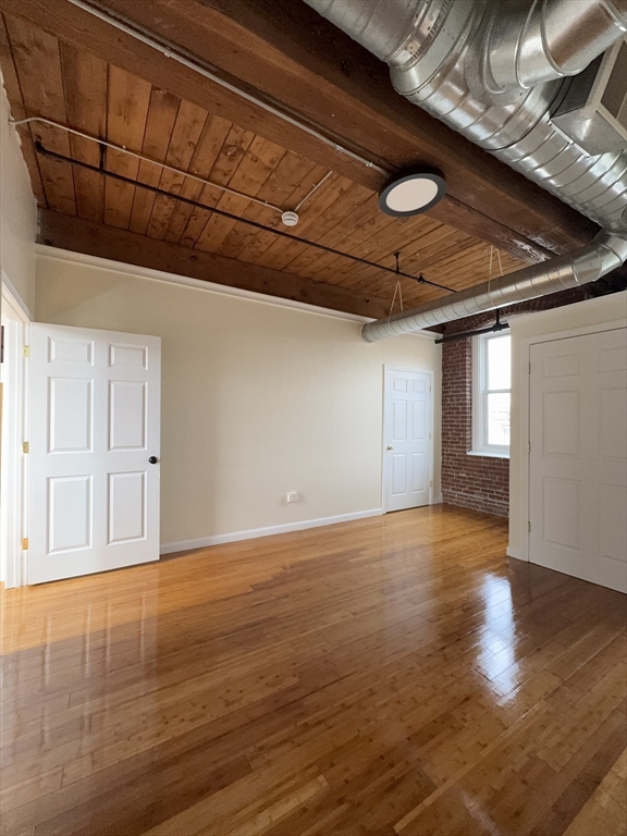 85 Harding St # 2A