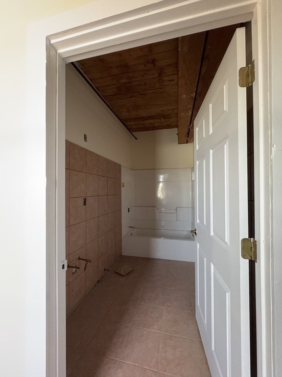 85 Harding St # 3A