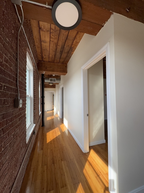 85 Harding St # 3A